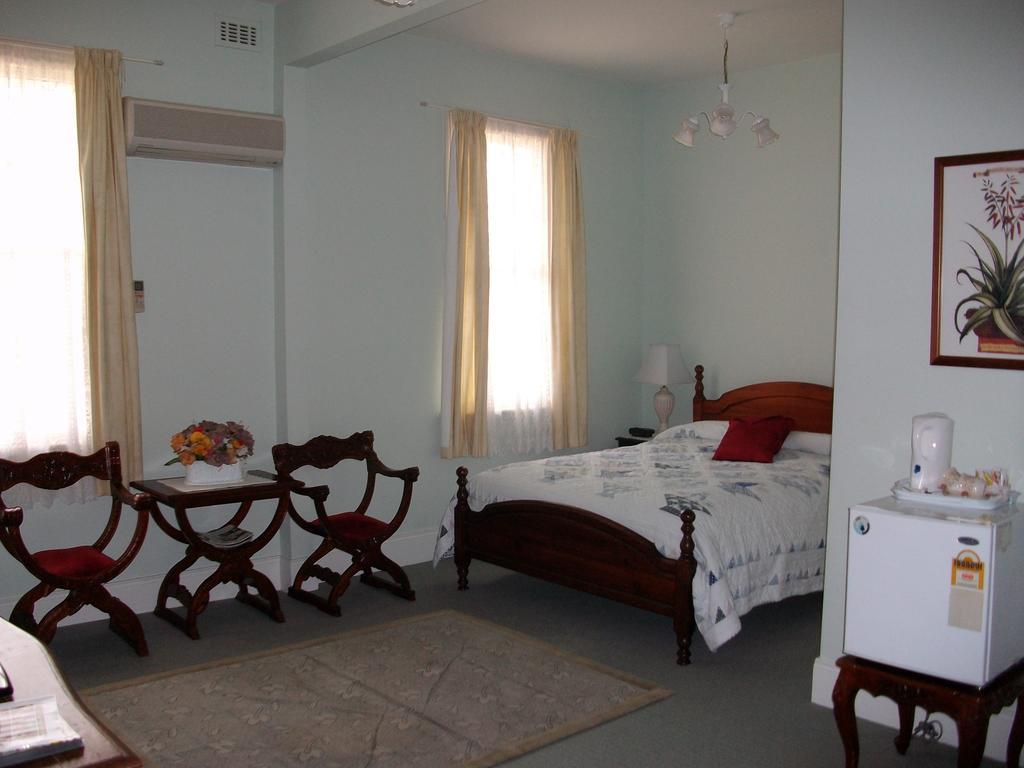 Stella'S Dromana Hotel Room photo